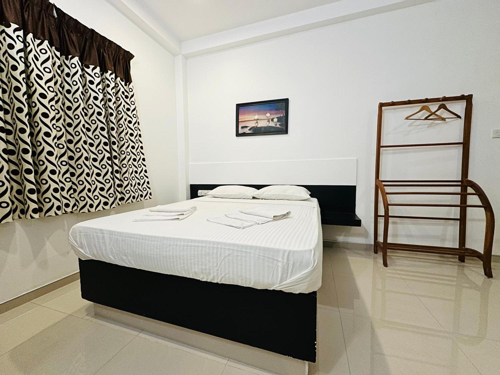 Jungle Fence Bed & Breakfast Bentota Exterior photo